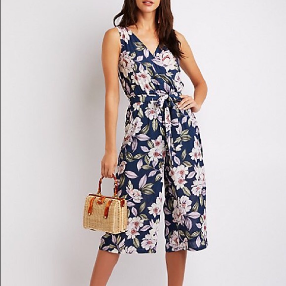 Charlotte Russe Dresses & Skirts - Floral Tie-Front Jumpsuit Sz Large